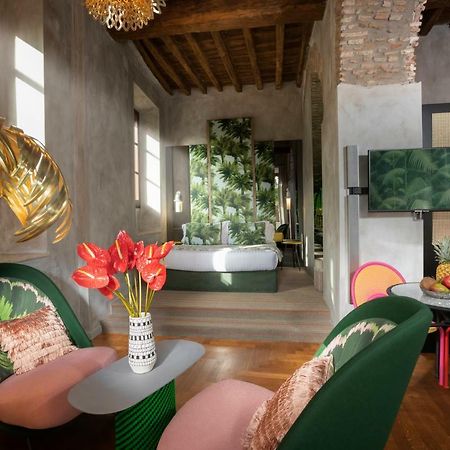 Palm Suites - Small Luxury Hotels Of The World Рим Екстериор снимка
