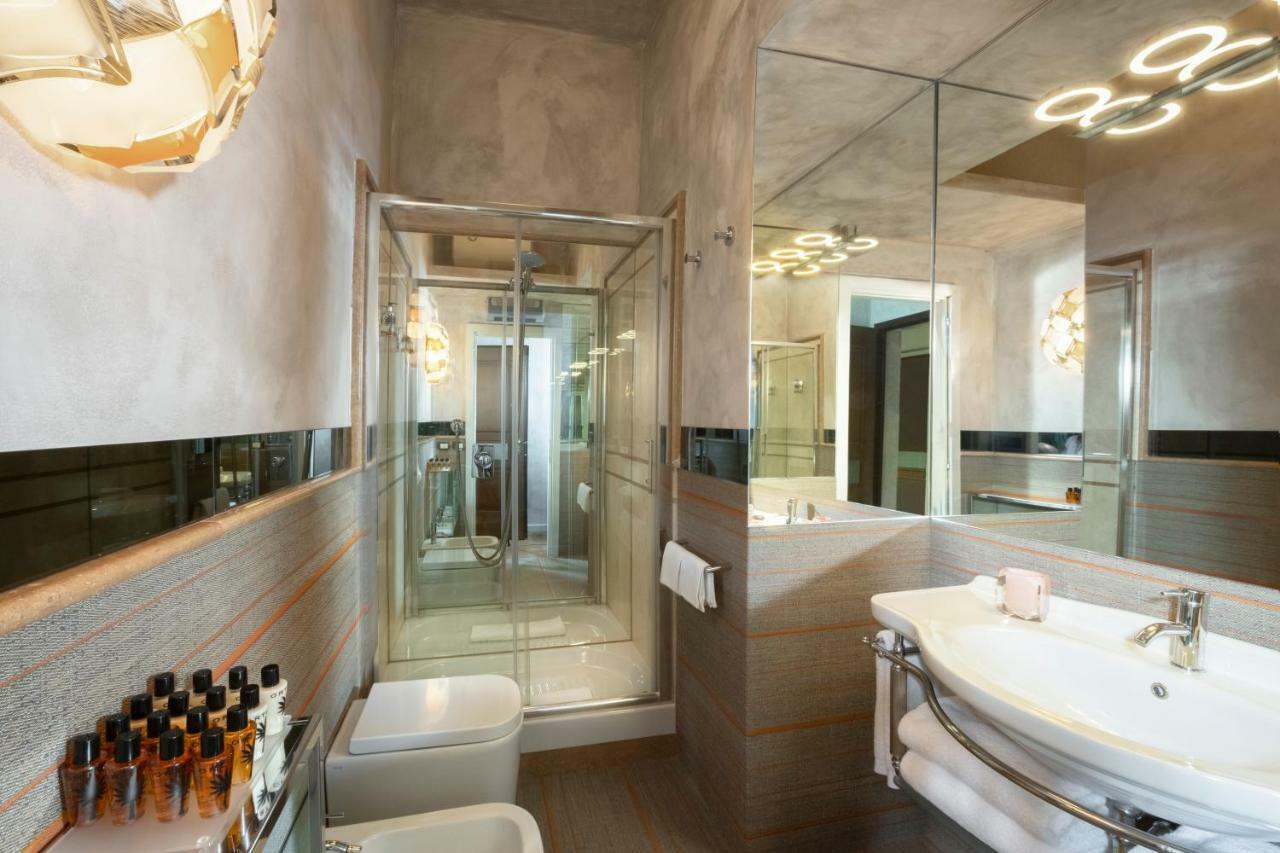 Palm Suites - Small Luxury Hotels Of The World Рим Екстериор снимка
